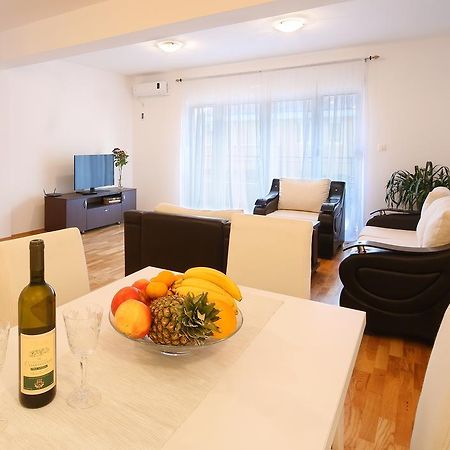 Apartments Pegasus Lux Budva Zimmer foto