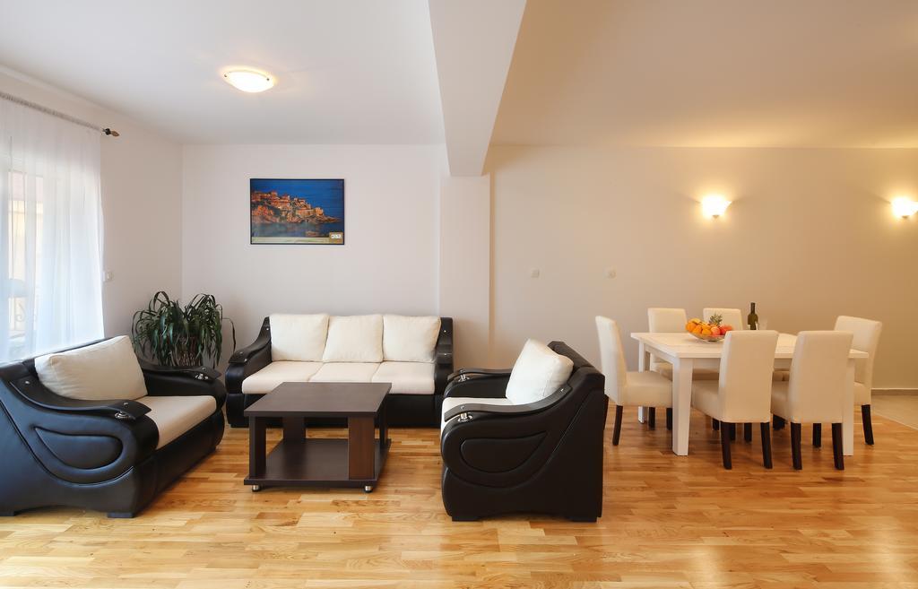 Apartments Pegasus Lux Budva Zimmer foto