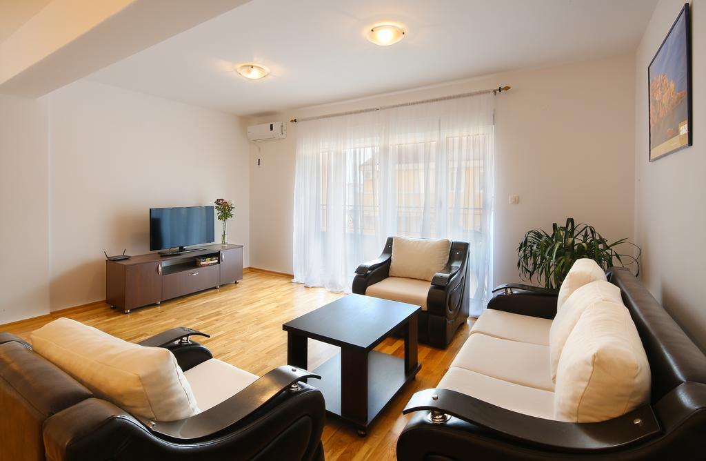 Apartments Pegasus Lux Budva Zimmer foto